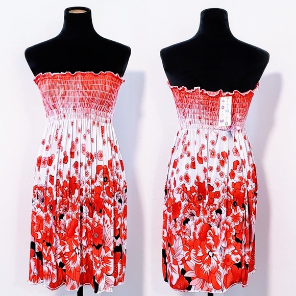 FC Clothing Dresses & Skirts - 🎉Strapless floral printdress sz M/L💕